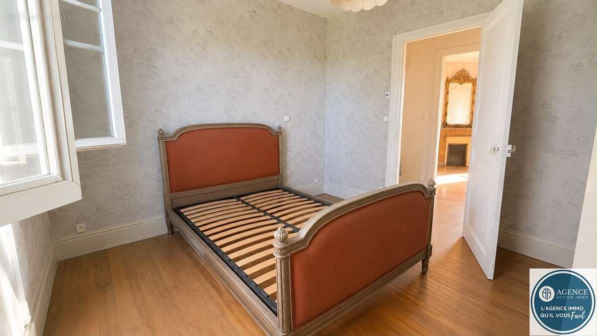 À vendre  Appartement avec fort potentiel à Peyraud - photo 5