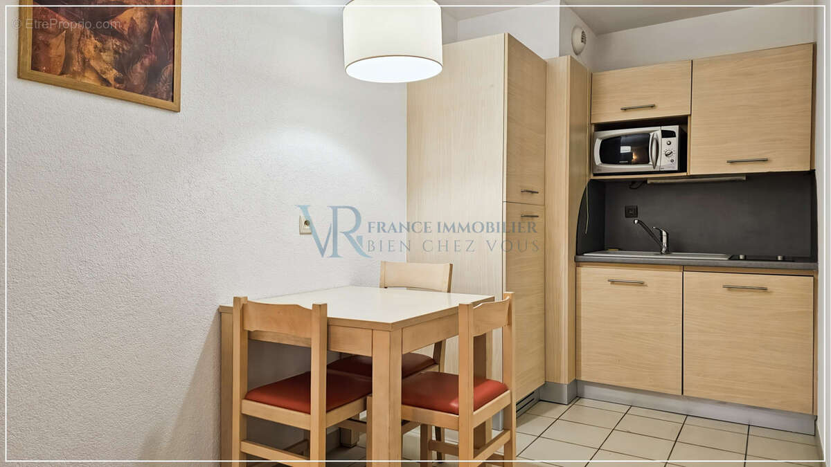 Studio meublé avec balcon et parking sous-sol - photo 7