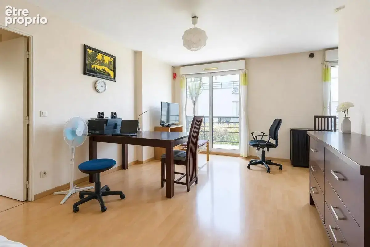 Appartement 3 pièces de 59 m² à Bagnolet - photo 2