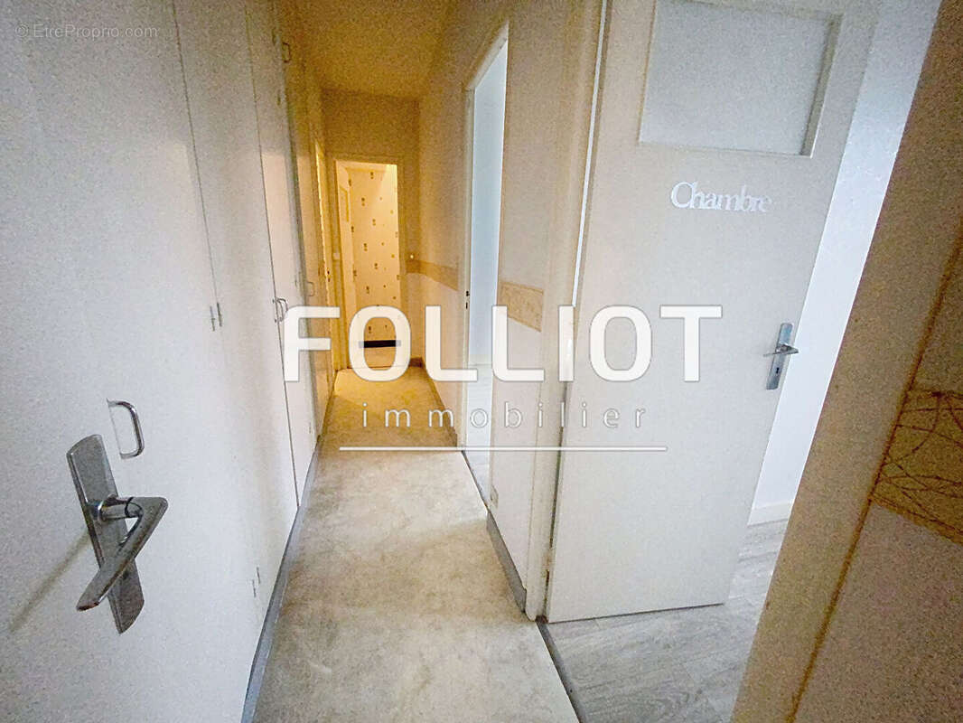 Appartement à FOUGERES