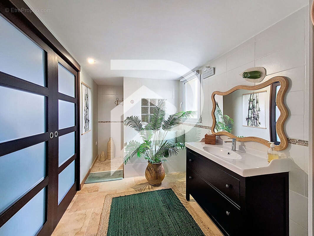 Maison à PIERRELATTE