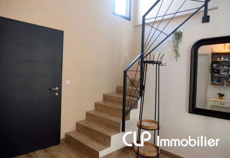 Maison 225 m² à Montboucher-Sur-Jabron  - photo 5
