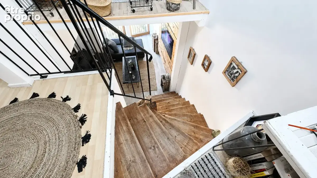 Appartement 82 m² à Belgentier  - photo 5