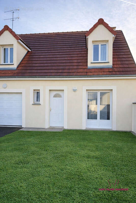 Maison à SAINT-HILAIRE-SAINT-MESMIN