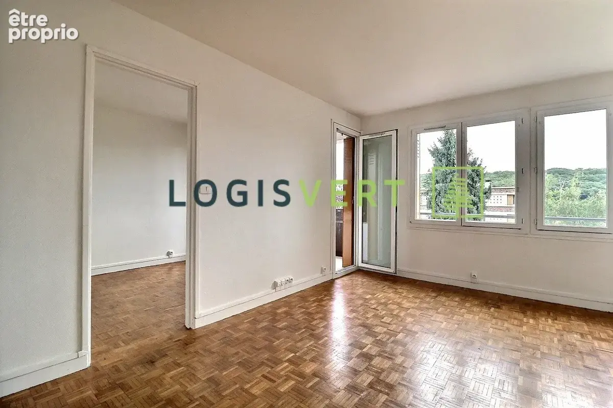 Appartement à BIEVRES