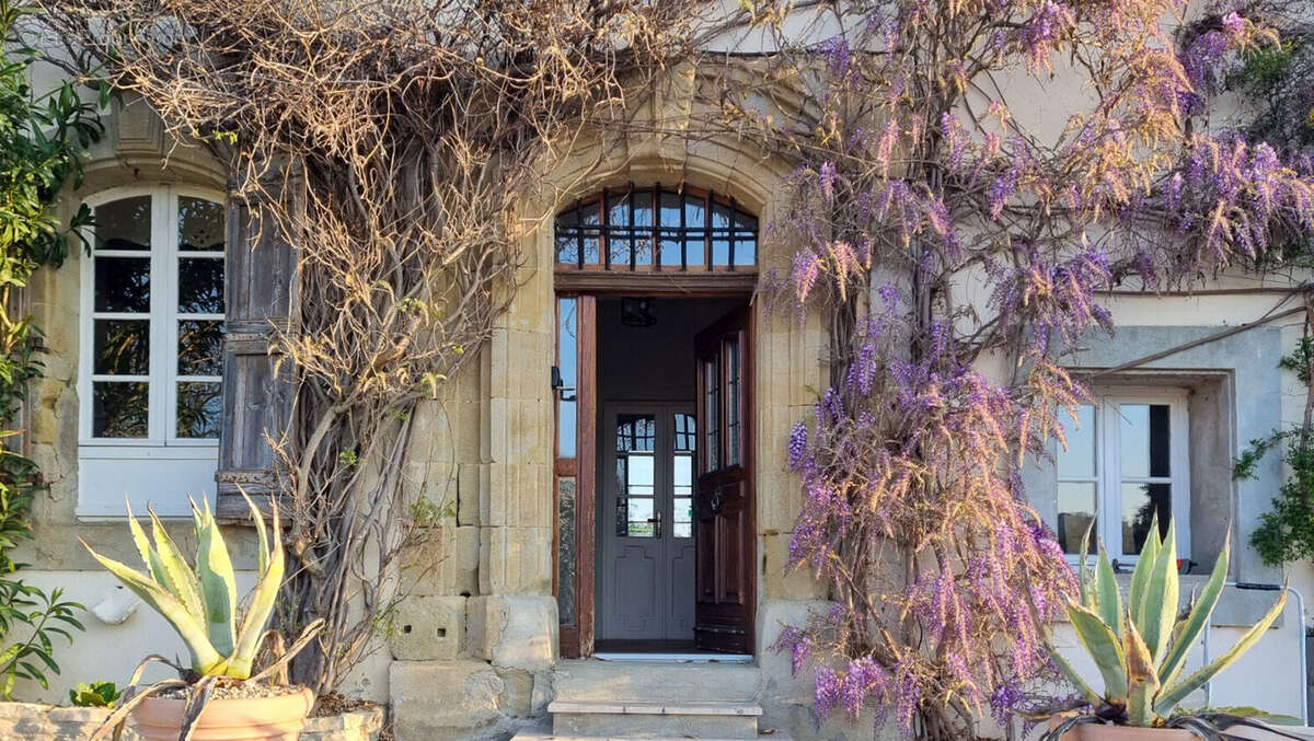 Front door - Maison à MONTREAL