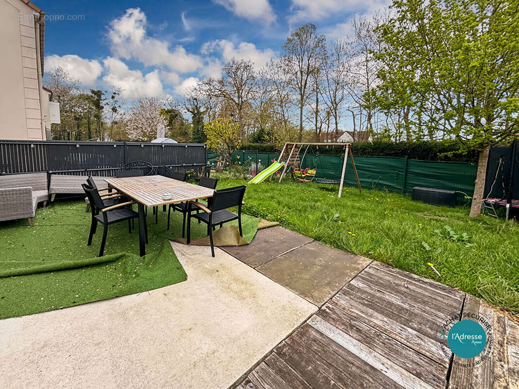 Maison à FONTENAY-LE-VICOMTE