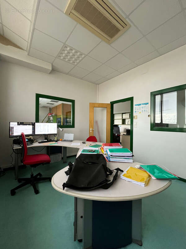 Bureaux a vendre - photo 6