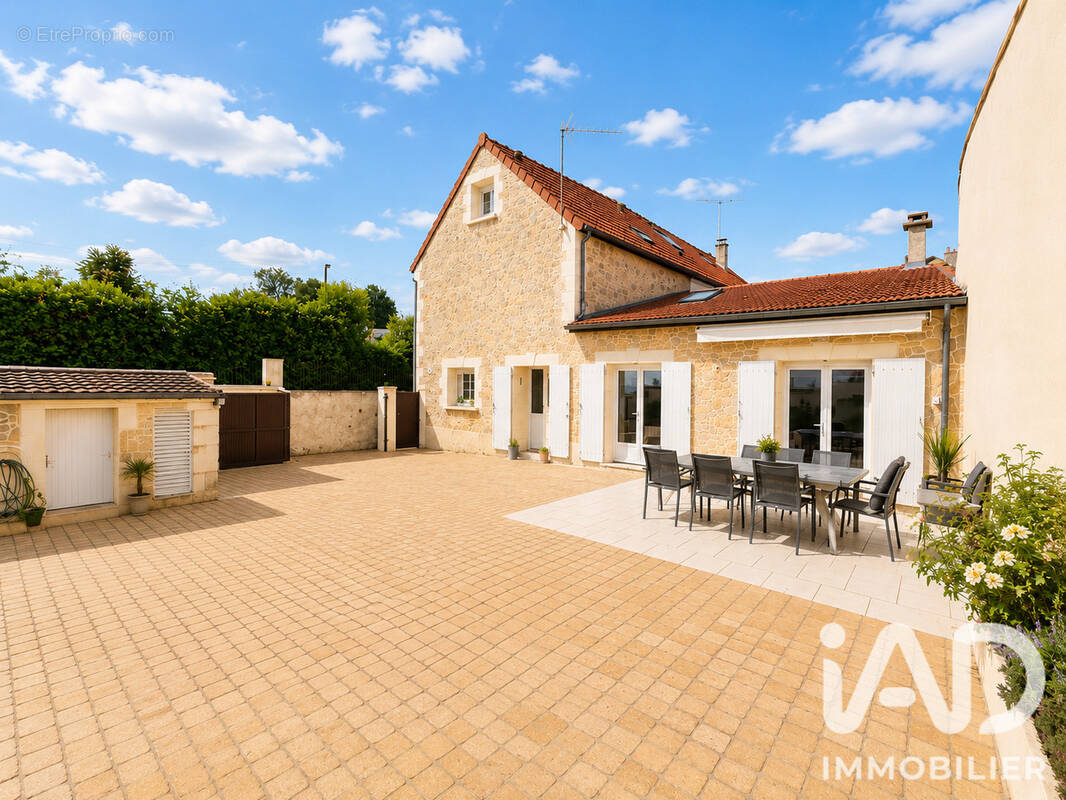 Photo 1 - Maison à BOUTIGNY