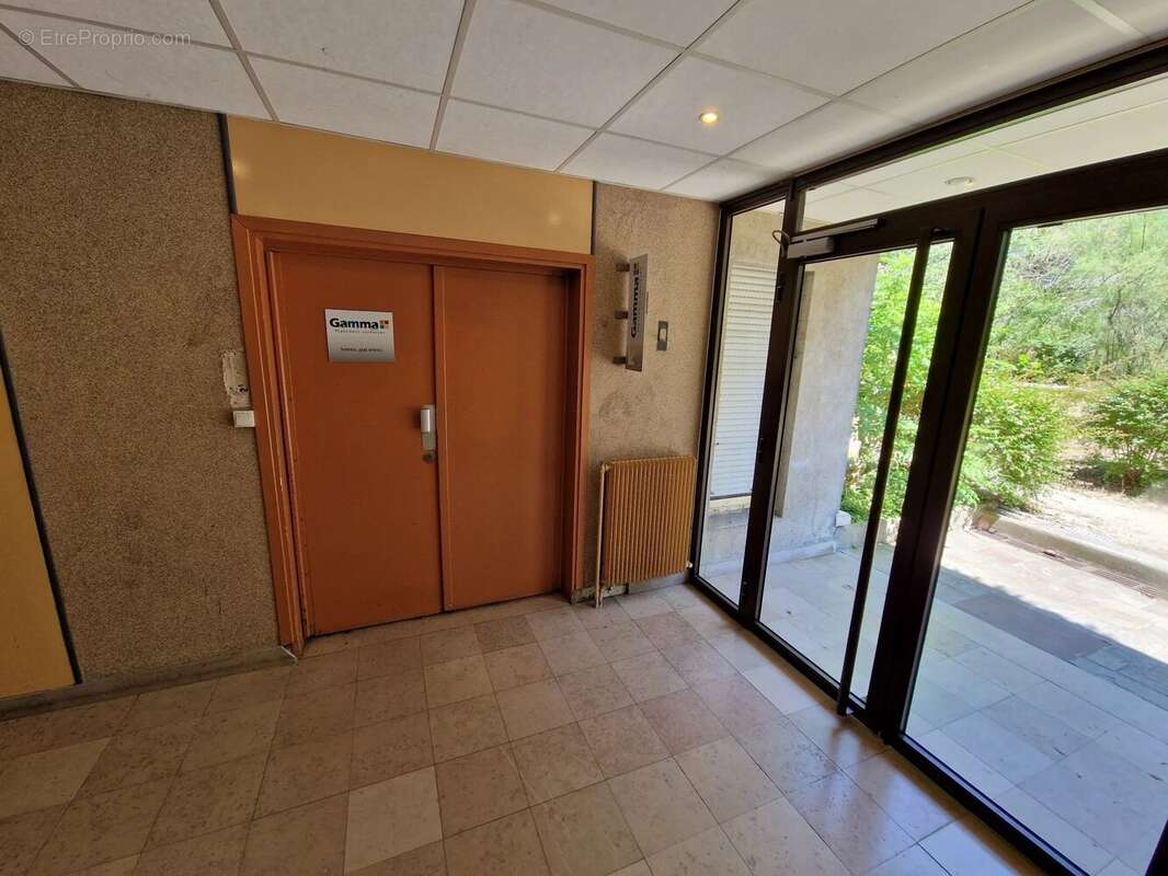 Bureaux a vendre - photo 7