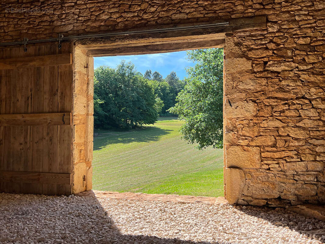 Hameau en pierre de caractère du XVI siècle - Visite virtuelle - photo 14
