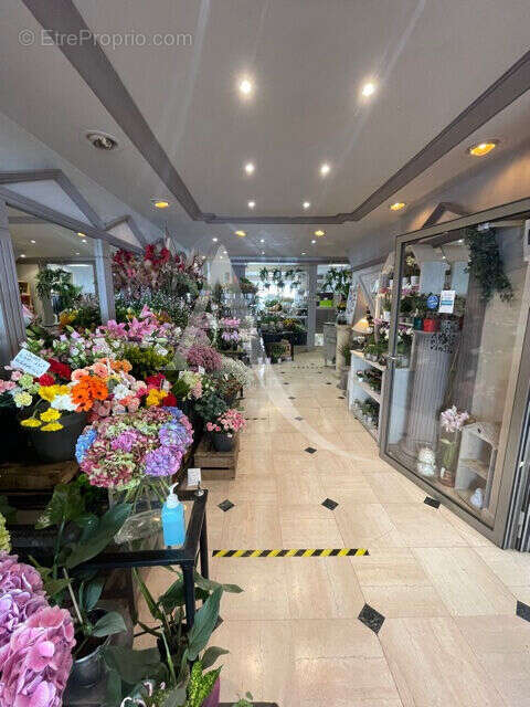 Commerce à FONTENAY-SOUS-BOIS