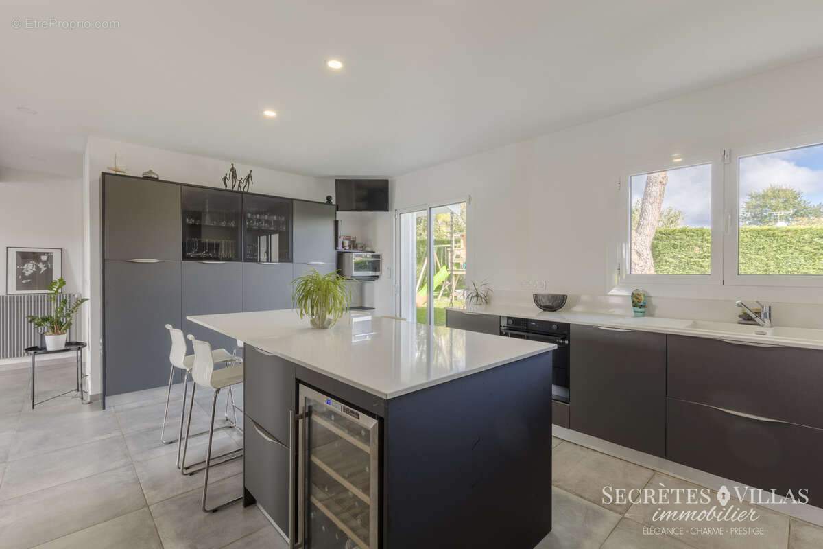 Bouliac  villa familiale 192m2 vue degagee avec appartement - photo 5