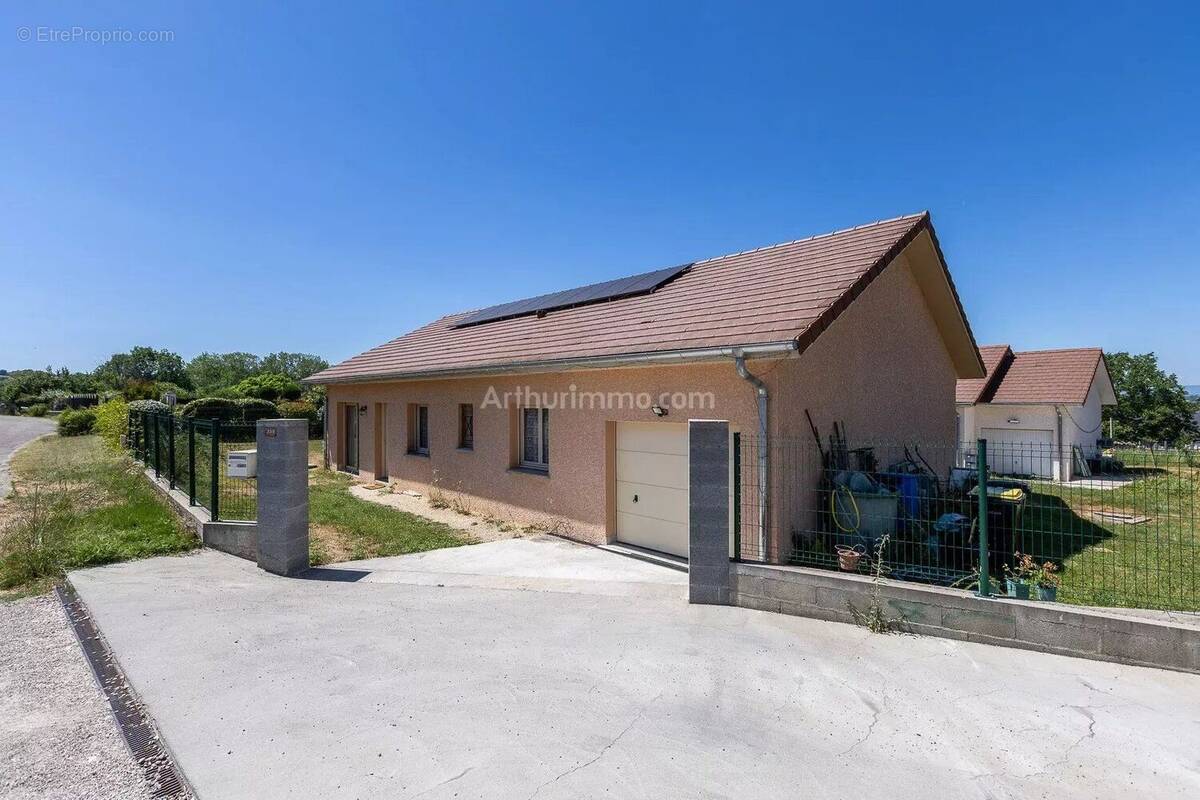 Maison à CORBELIN
