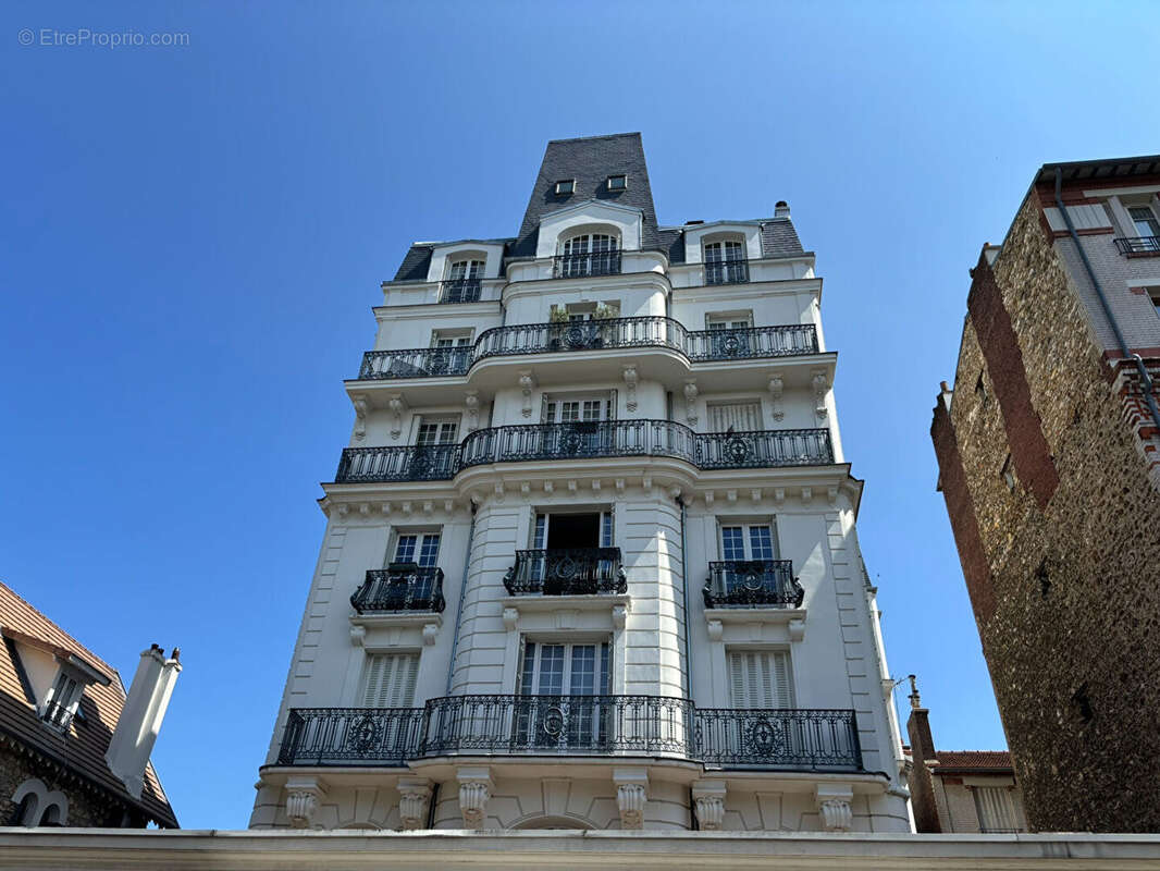 Appartement à ENGHIEN-LES-BAINS