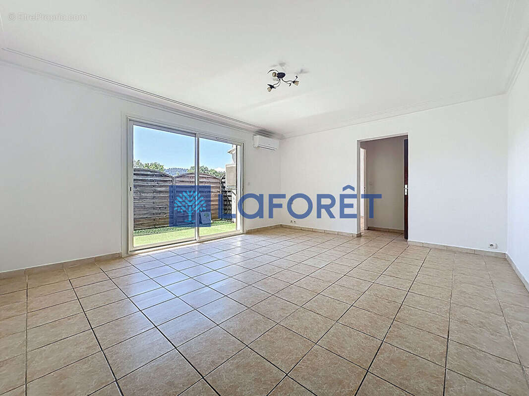 Appartement à DRAGUIGNAN