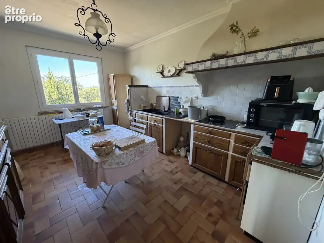Maison avec vue dégagée et nombreuses dépendances - photo 17