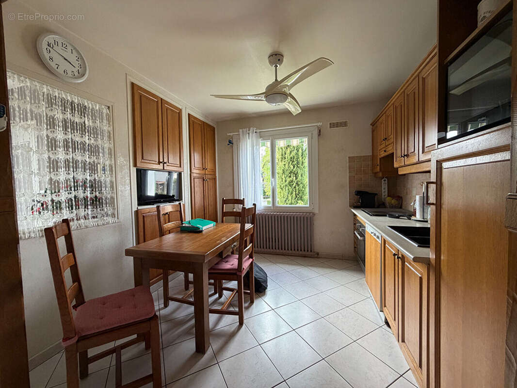 Maison à LES BREVIAIRES