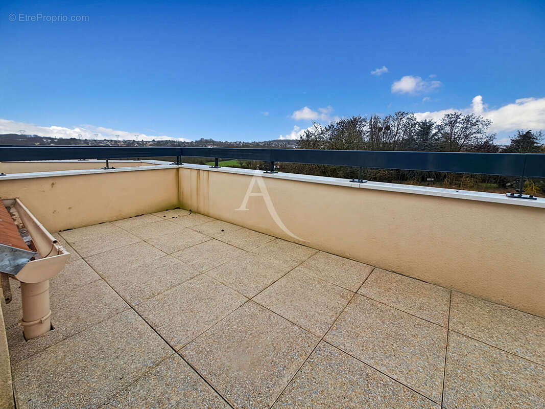 Appartement à SAINT-GERMAIN-LES-ARPAJON