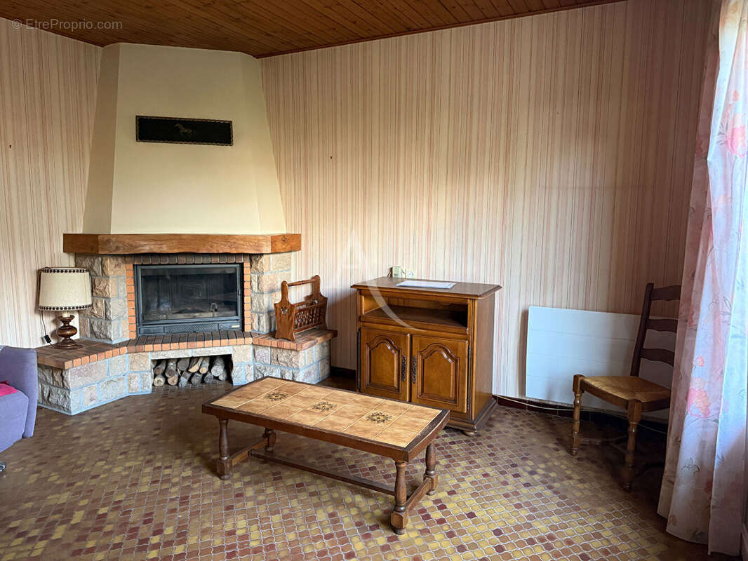 Maison à ANGLES