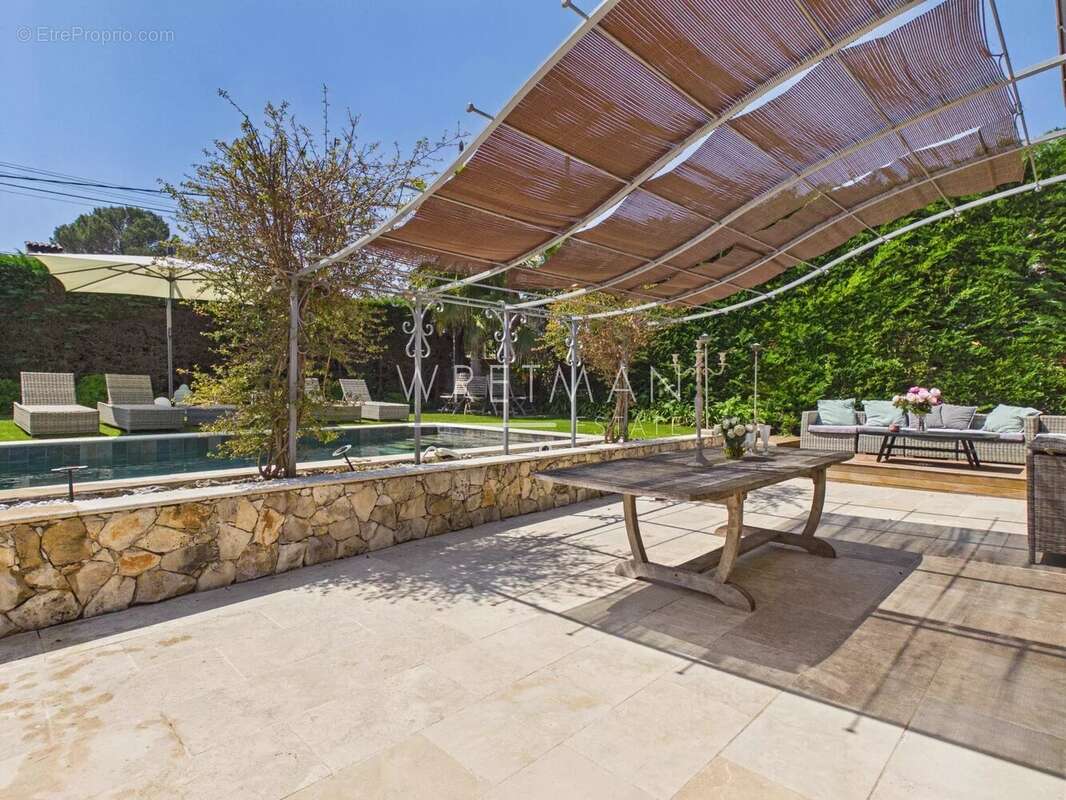 Maison à MOUGINS