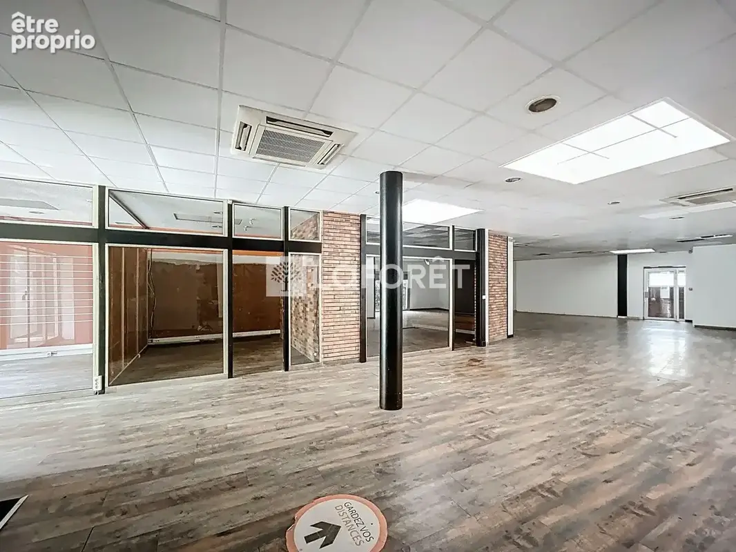 Bureaux Flers 450 m² - photo 2