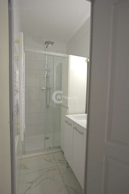 Appartement à MOUGINS
