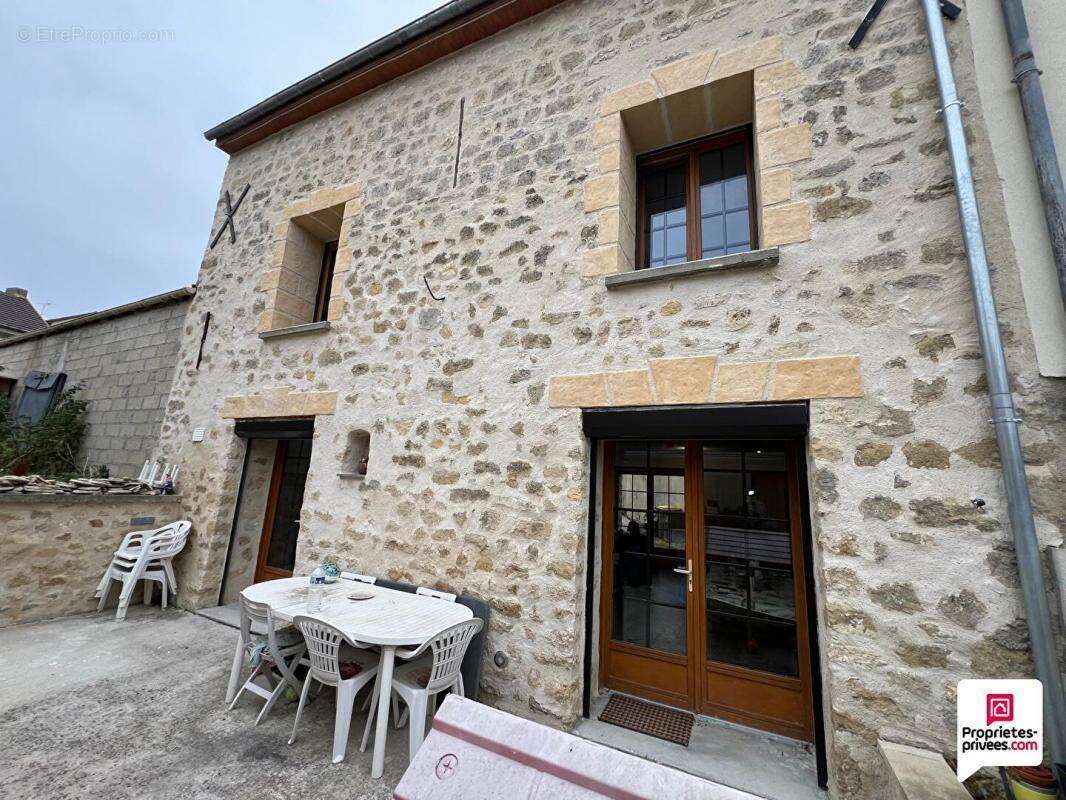 Maison à SERAINCOURT