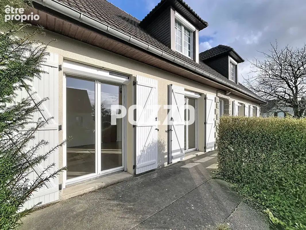 A vendre. saint-lô. beaux volumes avec vie de plain-pied. jardin de 600m² env. - photo 16