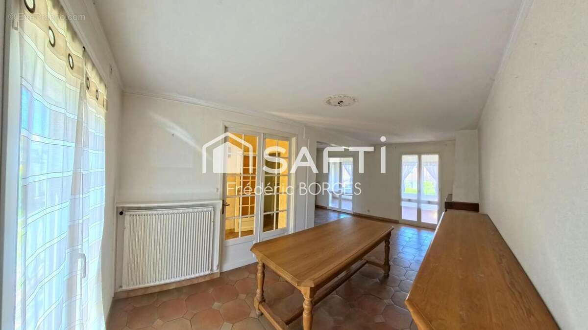 Photo 3 - Maison à SAINT-QUENTIN