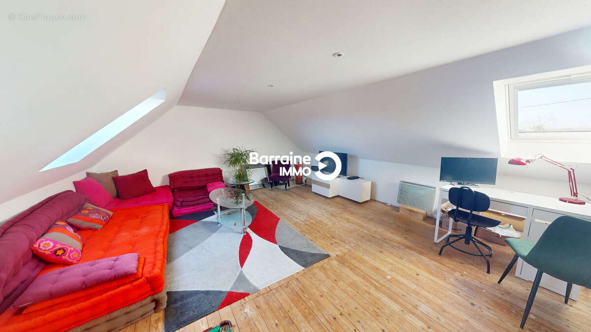 Maison à LE DRENNEC