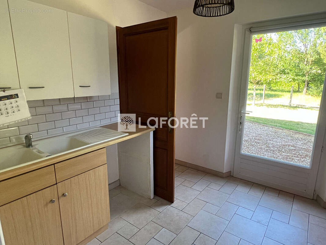 Maison à SAINT-GAUZENS