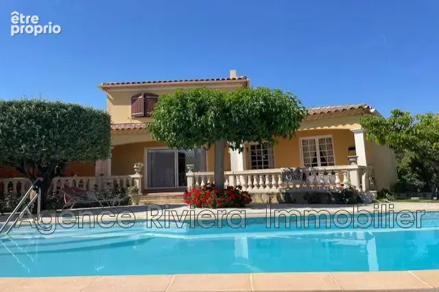 Maison 5 pièces 159 m² à vendre à La Ciotat (13600) - photo 2