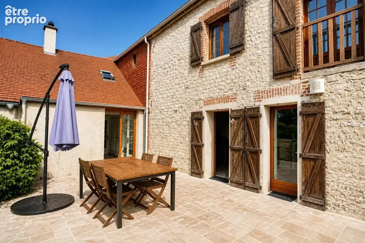 Maison de 8 pièces de 221 m² à Poses - photo 2