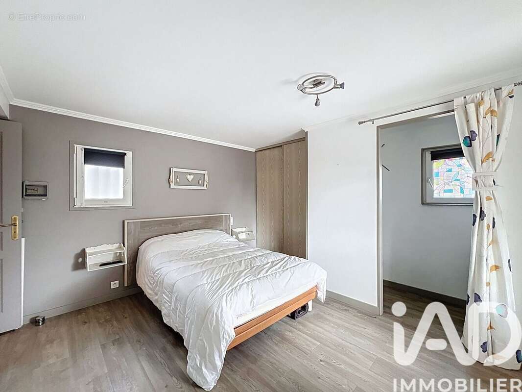 Maison 136 m² à Argens-Minervois  - photo 5