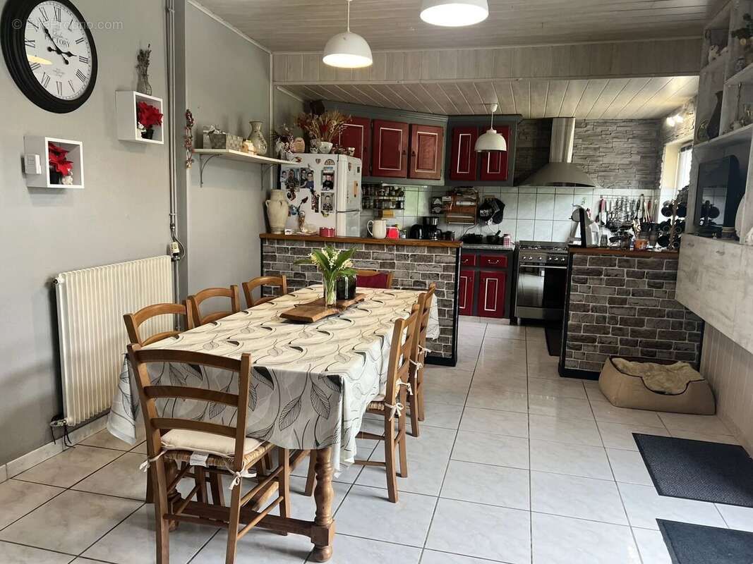 Maison à MAISONNAIS-SUR-TARDOIRE