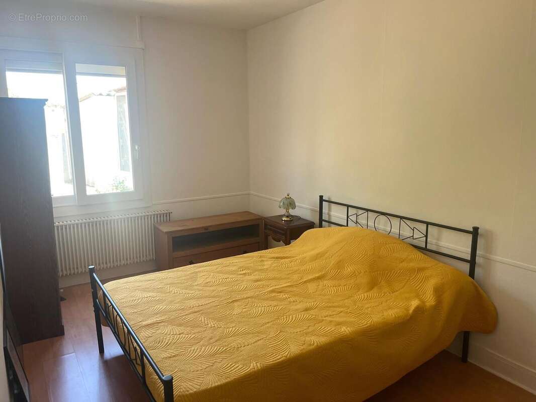 Maison 100 m² à Saint-Jean-D'angely  - photo 6