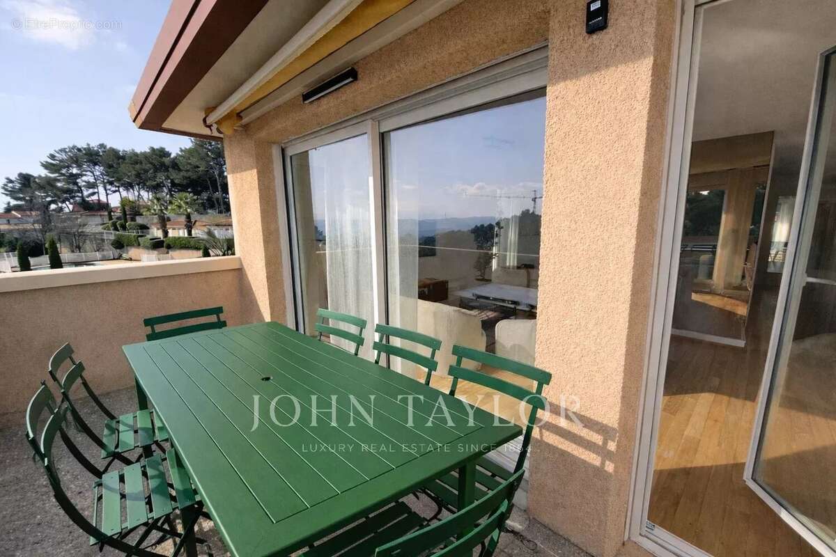 Appartement à AIX-EN-PROVENCE