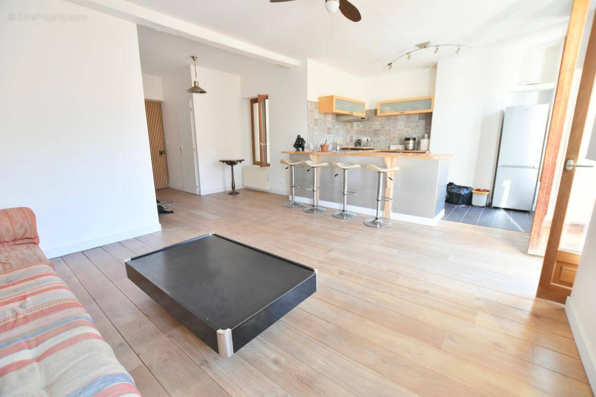 Appartement à LYON-9E