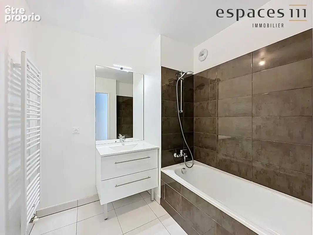 Appartement Voisins Le Bretonneux  4 pièce(s) 75.40 m2 - photo 10