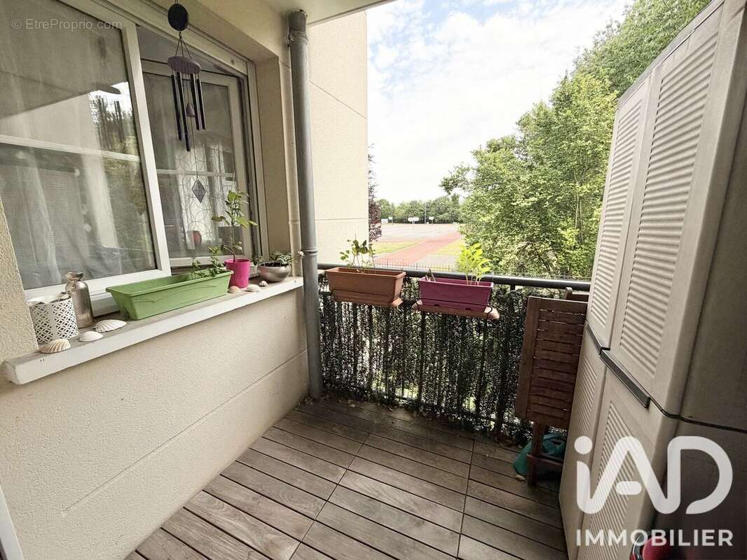 Photo 5 - Appartement à BUSSY-SAINT-GEORGES