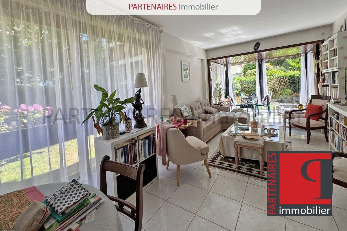 Appartement à ROCQUENCOURT