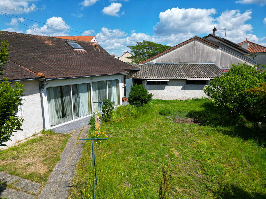 Maison à CHATELLERAULT