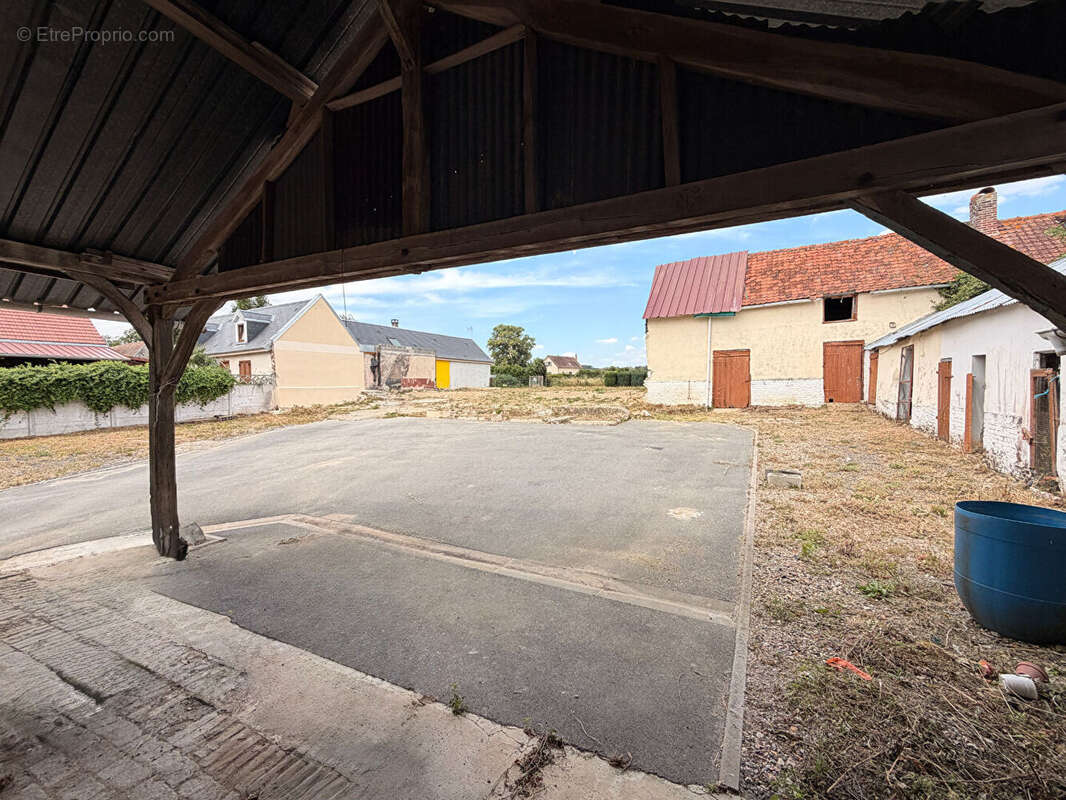 Terrain à vendre de 1297 m² à Vaux-En-Amienois - photo 3