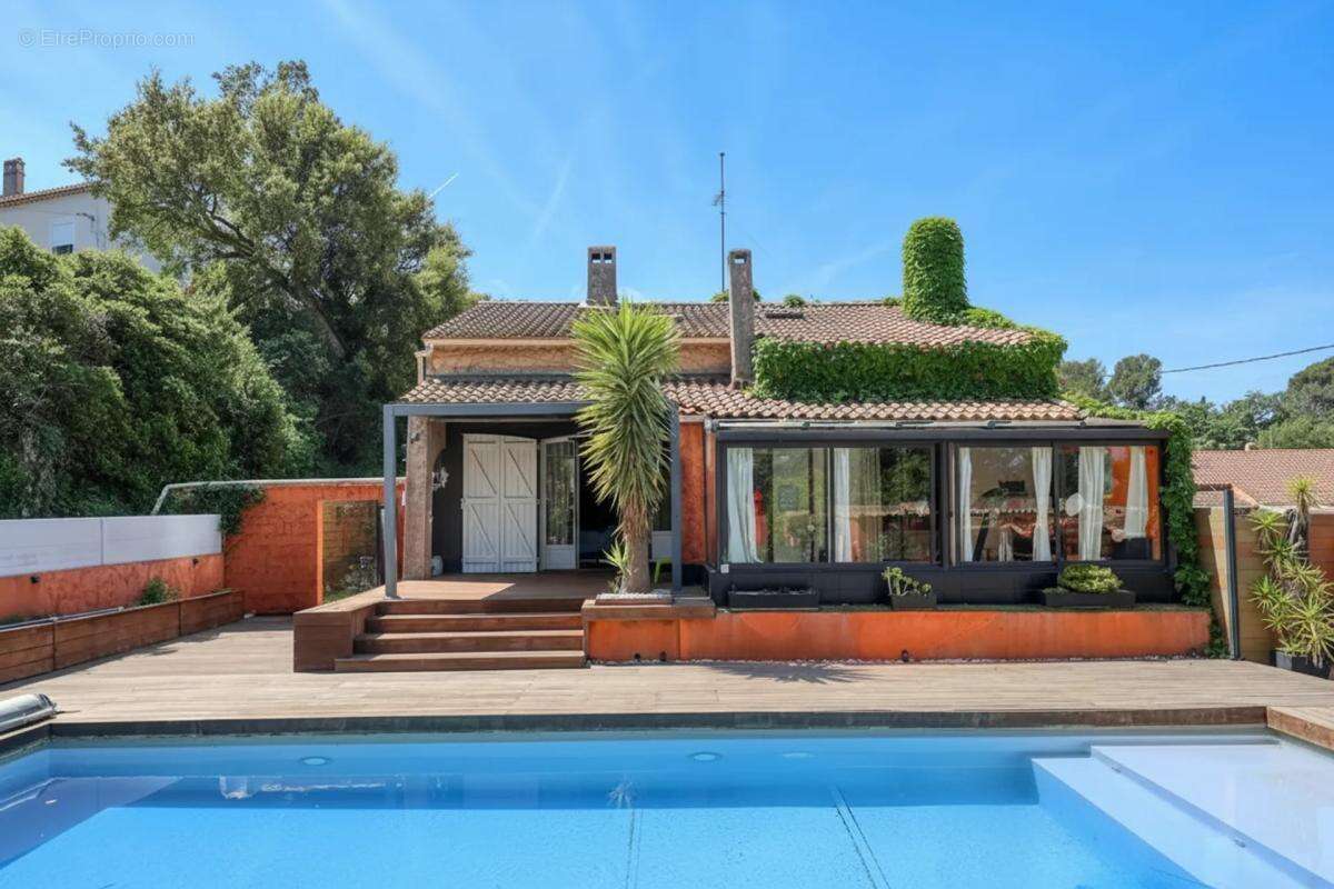 Maison 4P + Studio à La Seyne-sur-Mer, vue exceptionnelle - photo 2