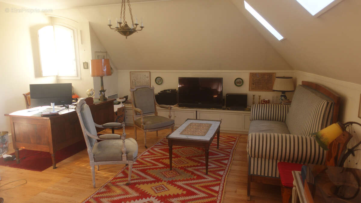 Appartement à VERSAILLES