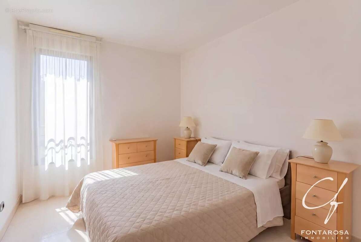 Appartement à SAINT-RAPHAEL