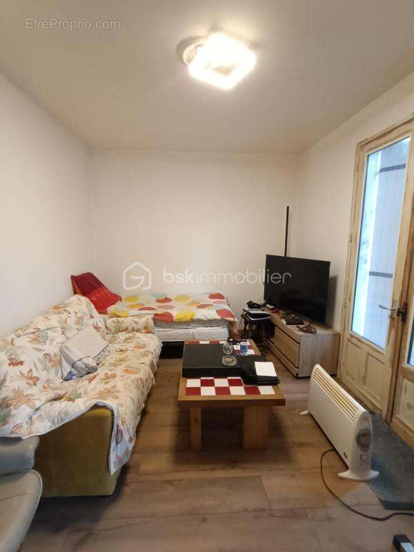 Maison à LE BUISSON-DE-CADOUIN