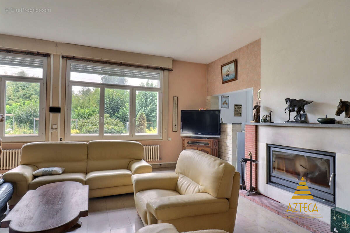 Maison à THUN-SAINT-MARTIN