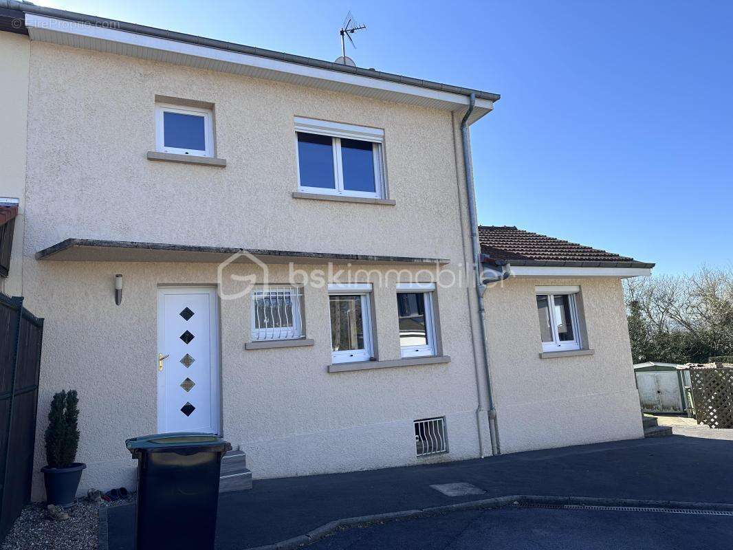 Maison à CHARLEVILLE-MEZIERES